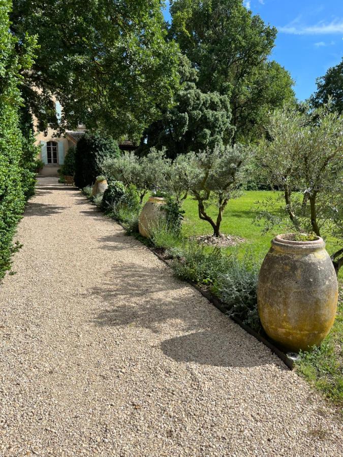 La Bastide Des Grands Chenes Bed and Breakfast Lambesc Eksteriør billede